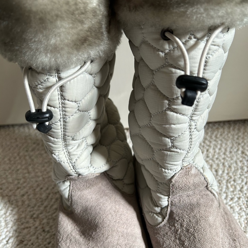 L.L. Bean Light Gray and Beige Quilted Winter Boots